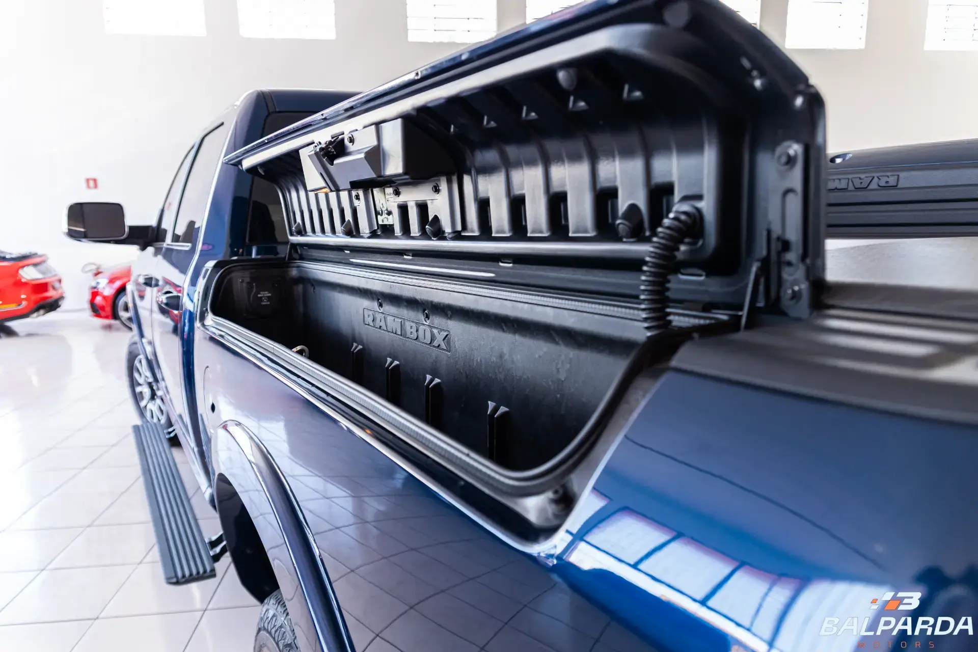 RAM 3500 LONGHORN - foto 9