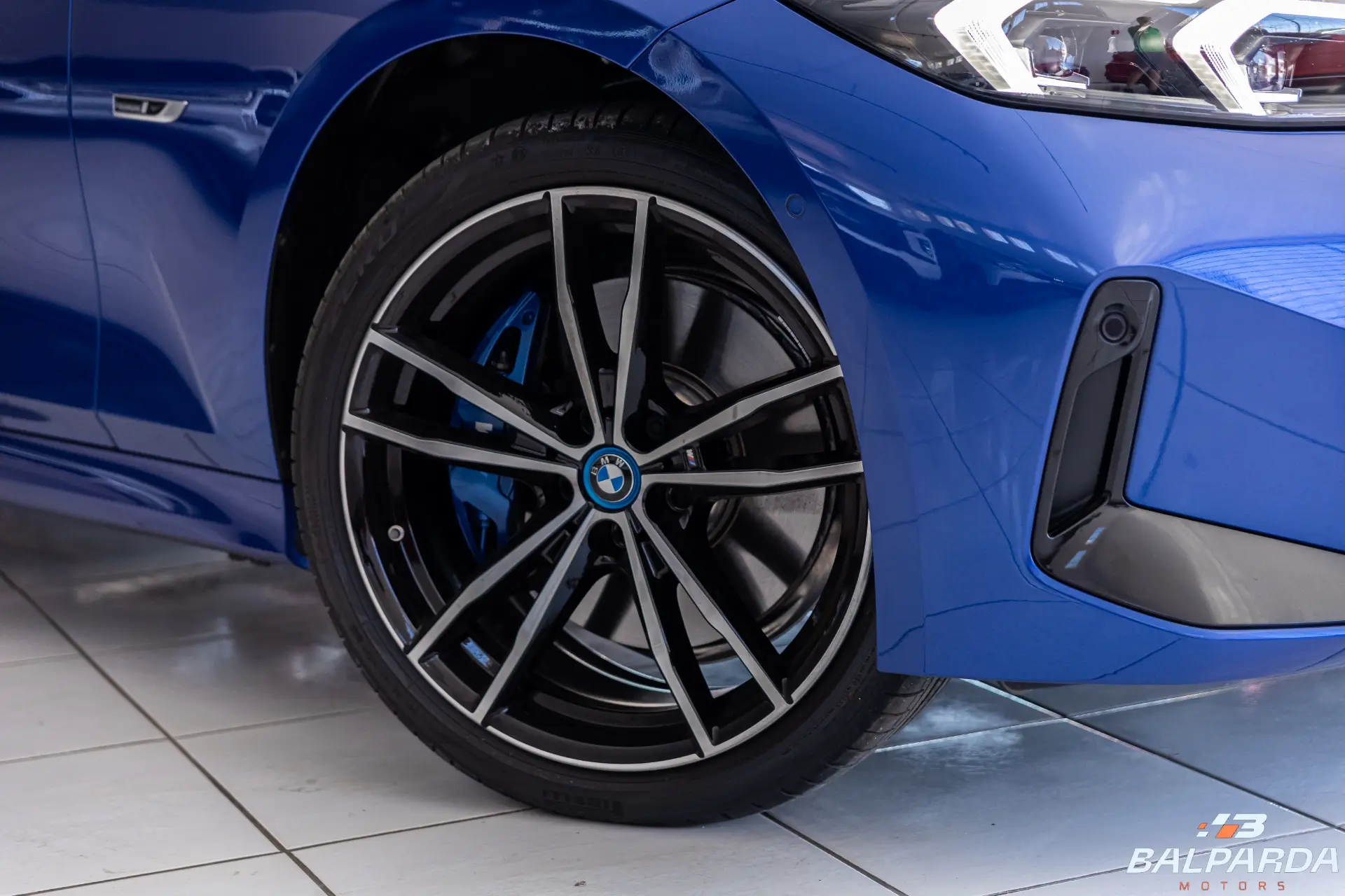 BMW 330E - foto 4