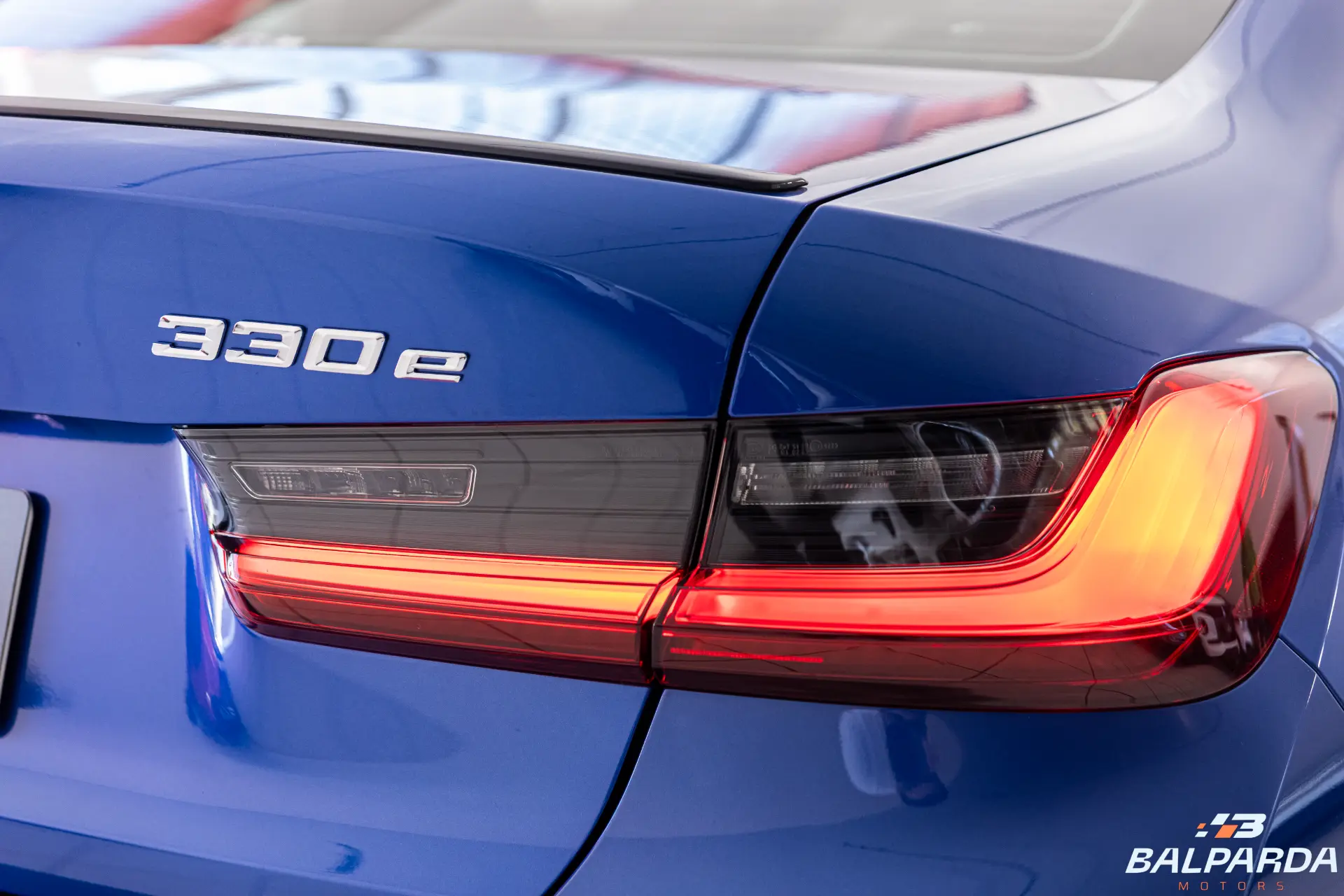 BMW 330E - foto 10