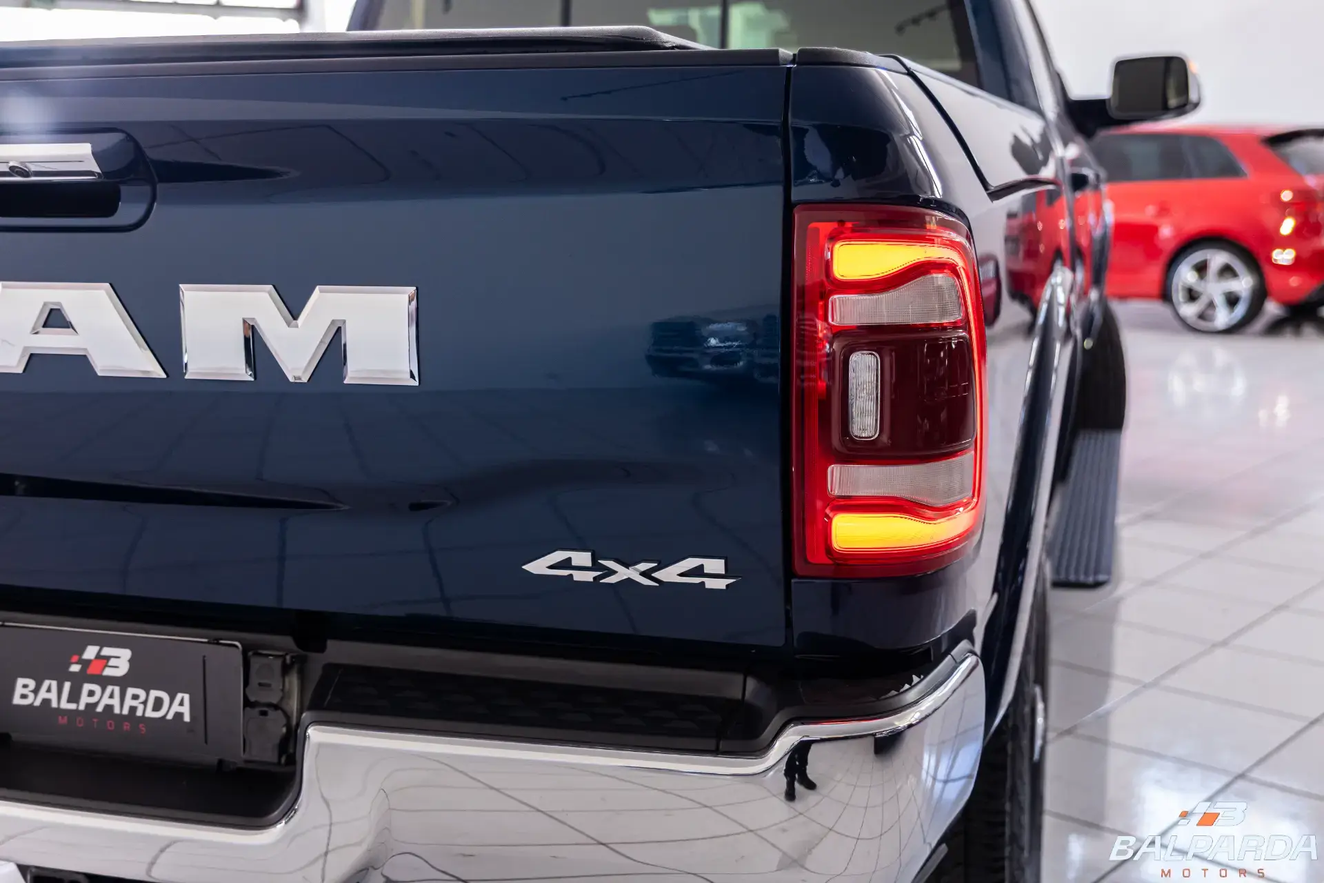 RAM 3500 LONGHORN - foto 10