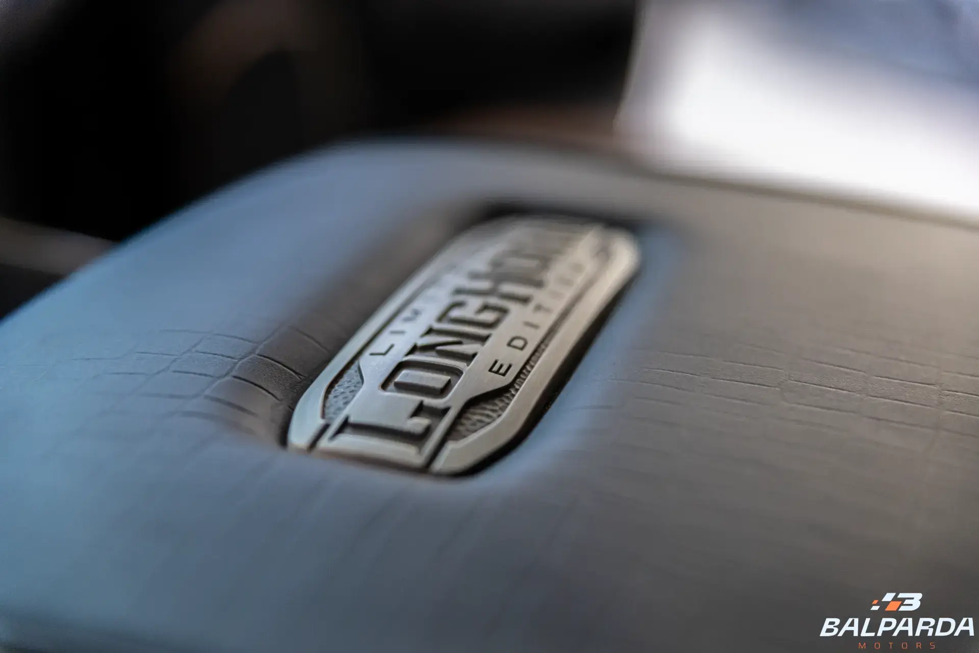 RAM 3500 LONGHORN - foto 18