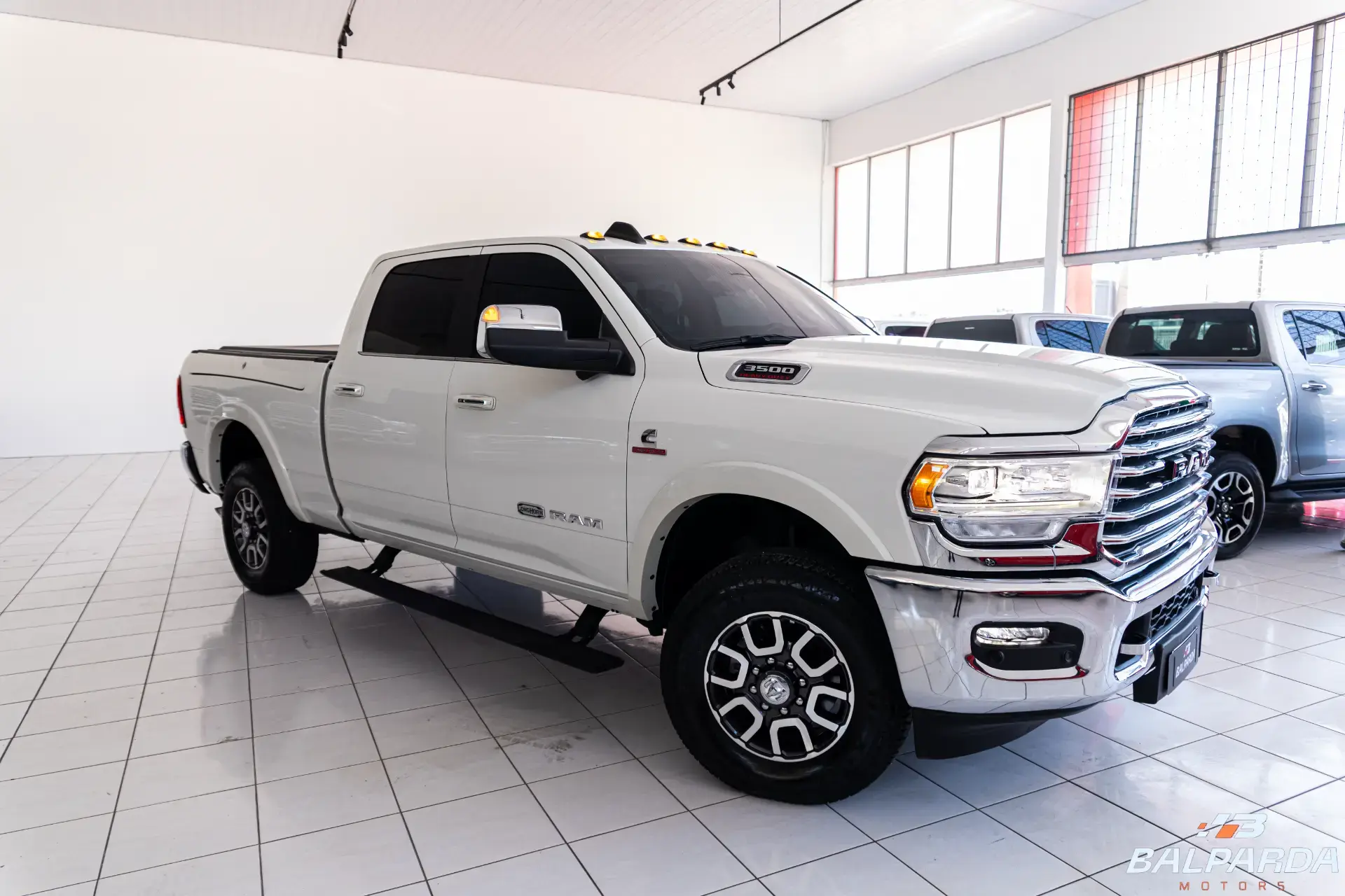 RAM 3500 LONGHORN - foto 2
