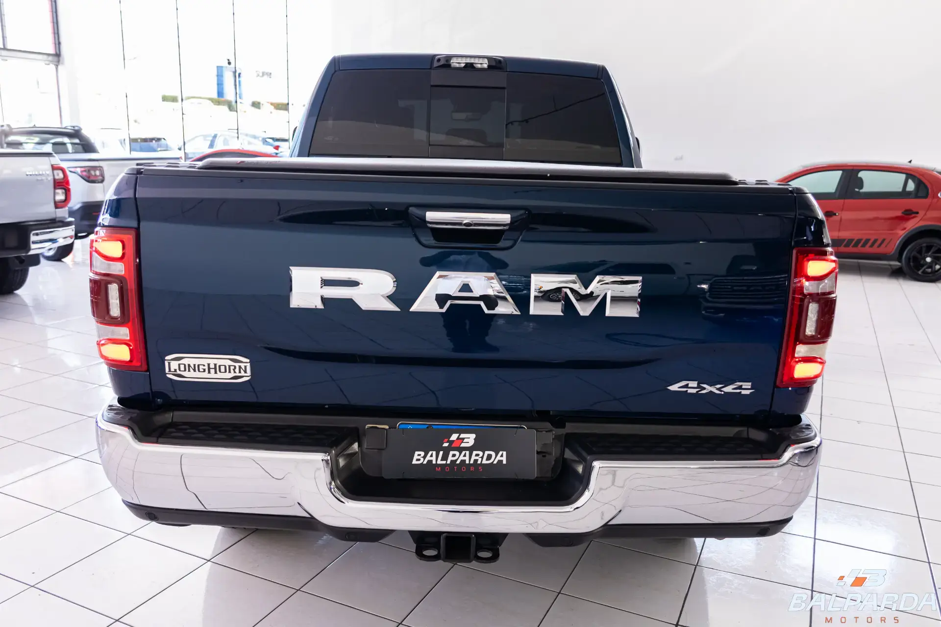 RAM 3500 LONGHORN - foto 12